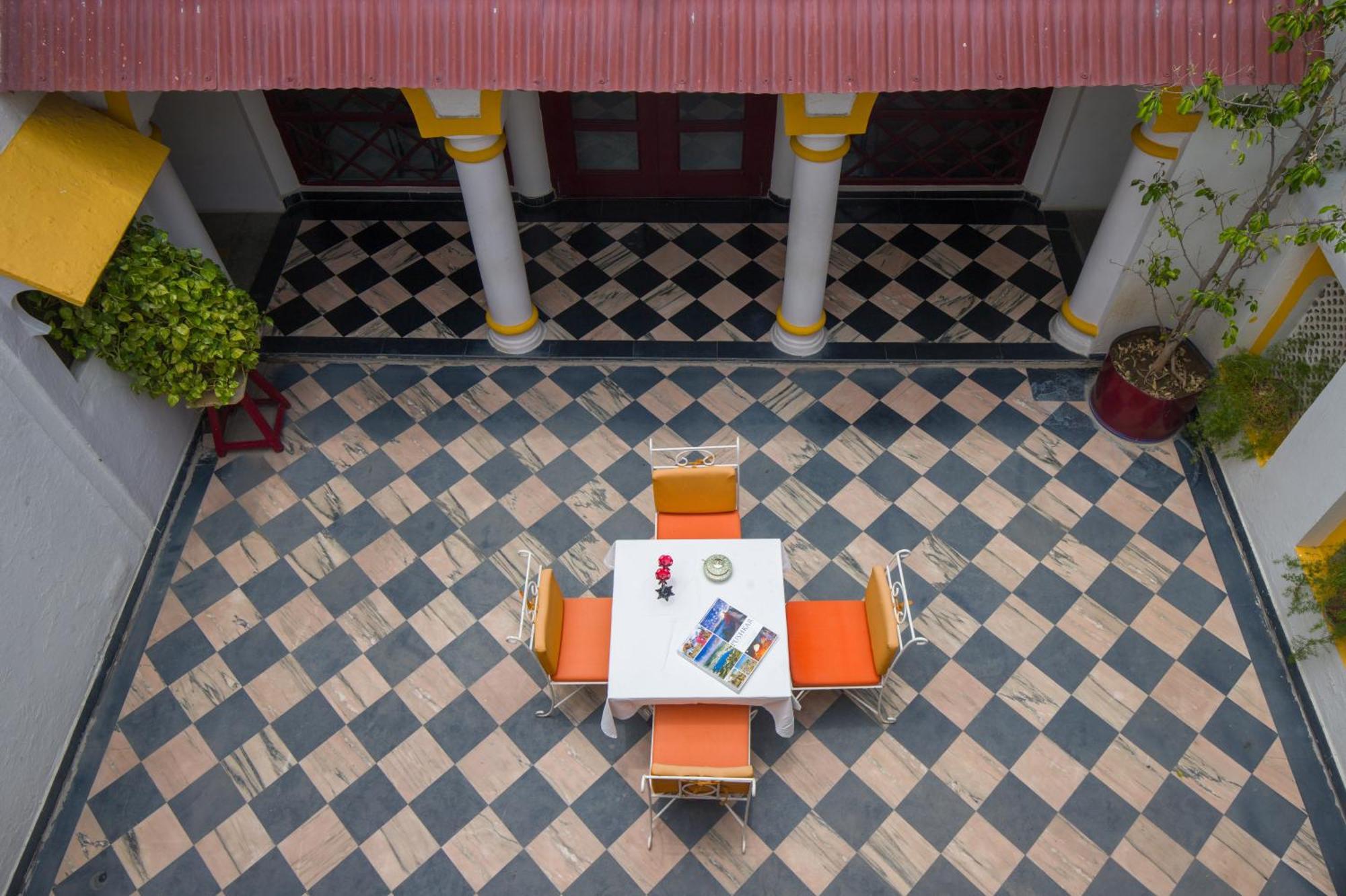 Bedla House- Boutique Heritage Homestay Udaipur Buitenkant foto